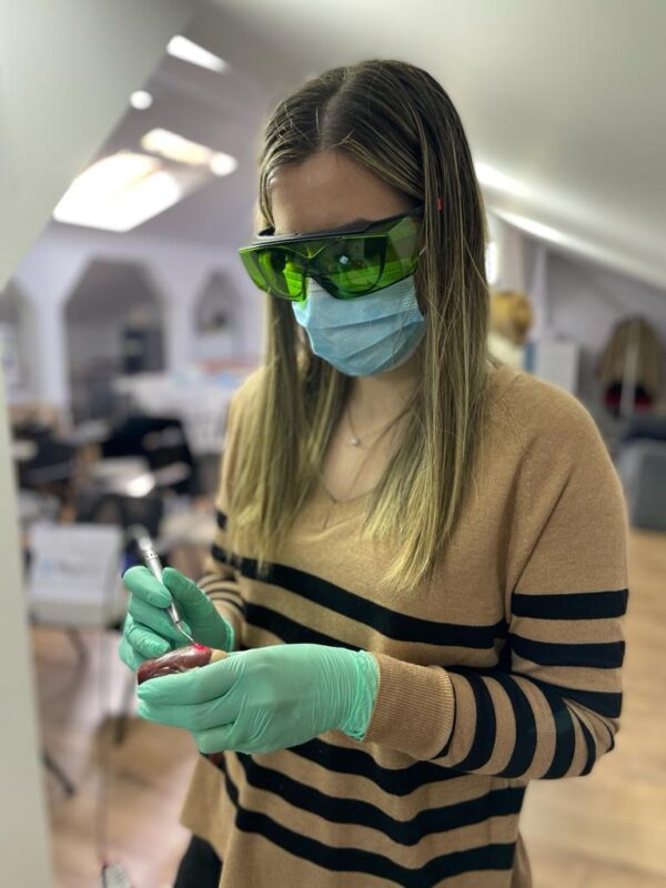 Dr. Alexandra Stan